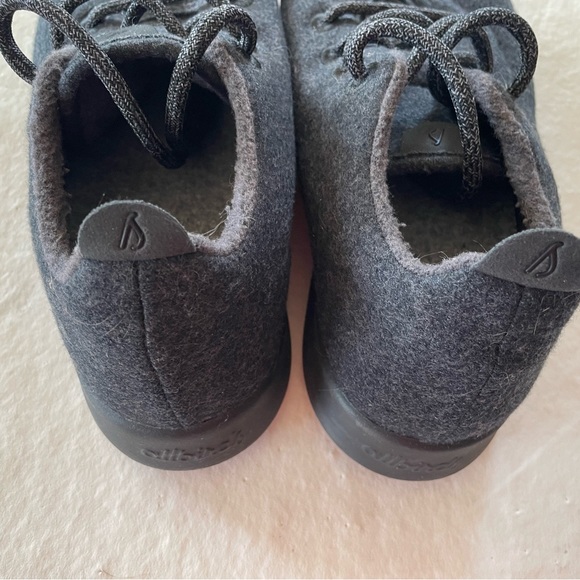 Allbirds Dark Gray Wool Runners/ M10 - Picture 9 of 16